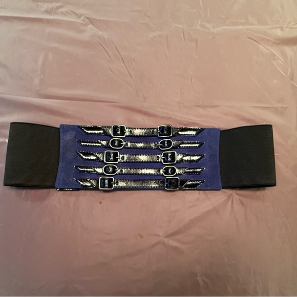 Vintage Blue Suede w/ Black Patent/Silver Buckles Stretch Back 3”Elastic Belt - Picture 2 of 8